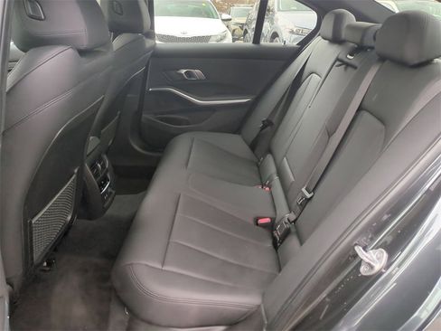 Used 2020 BMW 330i xDrive Sedan w/ Driving Assistance Package image 25