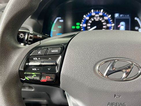 Used 2017 Hyundai Ioniq Blue image 18