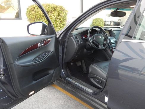 Used 2010 INFINITI EX35 Journey image 24