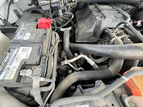 Used 2015 Ford F150 Lariat w/ Equipment Group 501A Mid RWD image 15