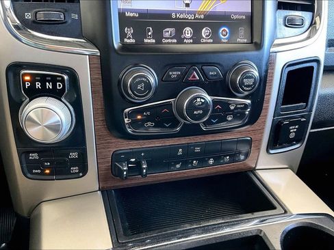 Used 2015 RAM 1500 Laramie w/ Convenience Group image 16