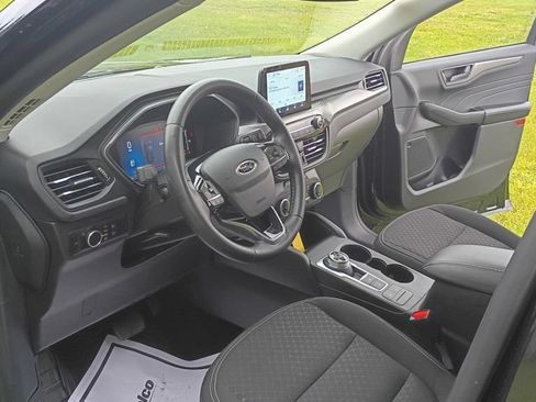 Used 2024 Ford Escape Active AWD/4WD image 11