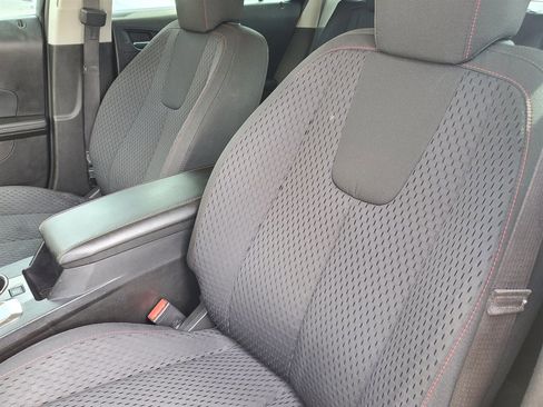 Used 2013 Chevrolet Equinox LS image 17