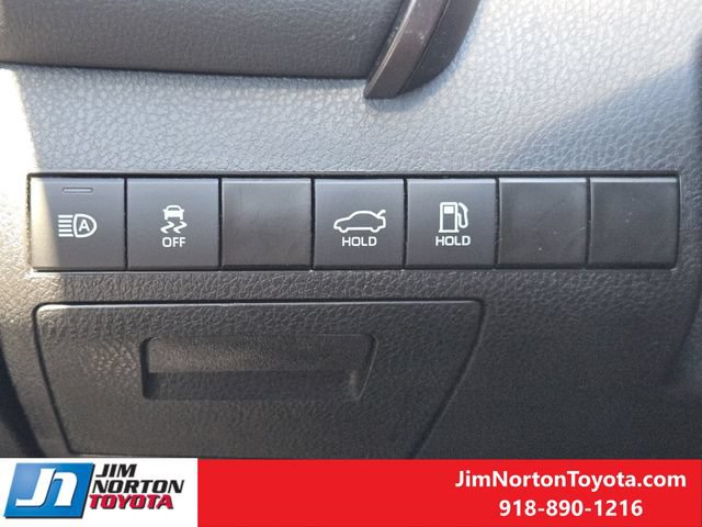 Used 2024 Toyota Camry SE FWD image 22