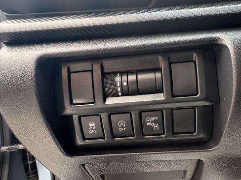 Used 2023 Subaru Crosstrek 2.0i Premium image 15