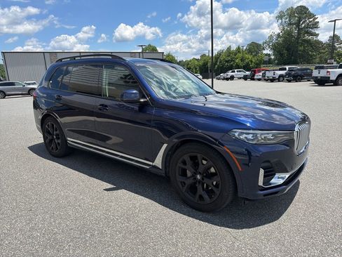 Used 2021 BMW X7 xDrive40i AWD/4WD image 9