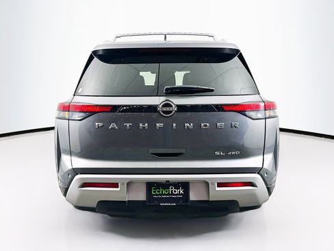 Used 2023 Nissan Pathfinder SL AWD/4WD image 7