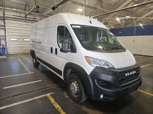 Used 2025 RAM ProMaster 2500 w/ Convenience Group FWD image 1