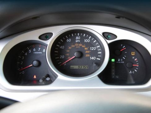 Used 2006 Toyota Highlander Sport image 33