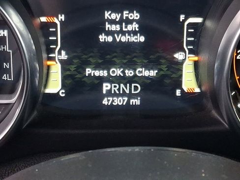 Used 2021 Jeep Gladiator Willys image 21