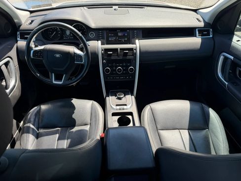 Used 2018 Land Rover Discovery Sport HSE AWD/4WD image 30