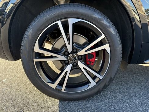 Used 2025 Audi Q5 2.0T Premium Plus w/ Premium Plus Package image 9