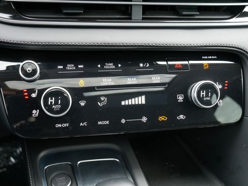 Certified 2025 INFINITI QX60 Luxe w/ Cargo Package image 23