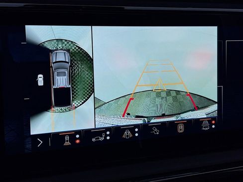 Certified 2024 GMC Sierra 1500 AT4X w/ AT4X AEV Edition image 17