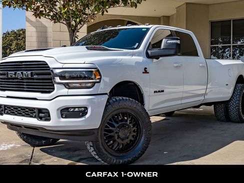 Used 2024 RAM 3500 Laramie w/ Night Edition image 5