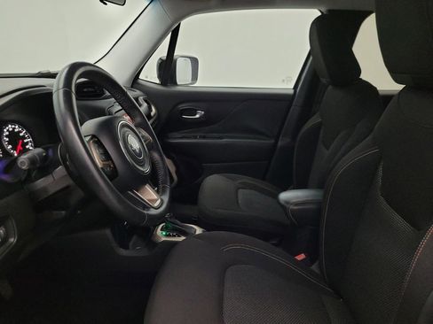 Used 2016 Jeep Renegade 75th Anniversary FWD image 17