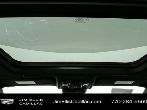 Certified 2024 Cadillac Escalade ESV Premium Luxury AWD/4WD image 22