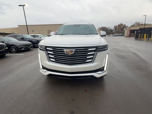Used 2023 Cadillac Escalade Premium Luxury Platinum w/ Heavy-Duty Trailer Package image 2