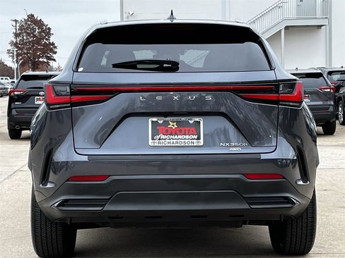 Used 2024 Lexus NX 300h AWD w/ Luxury Package image 5