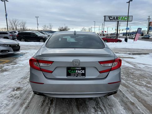 Used 2019 Honda Accord Sport image 10