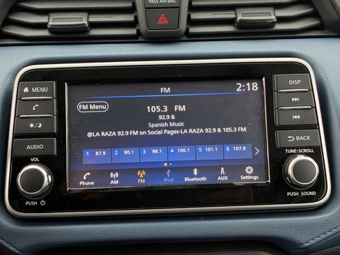 Used 2025 Nissan Versa SV image 20