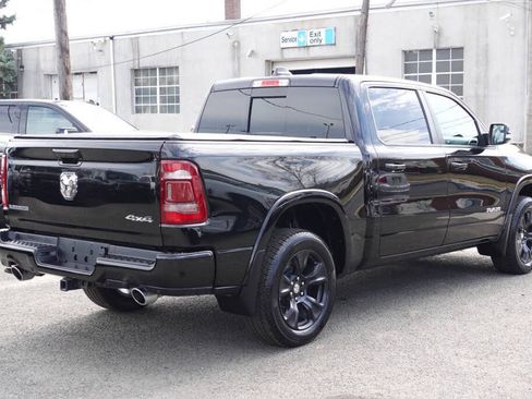 Used 2022 RAM 1500 Laramie AWD/4WD image 4
