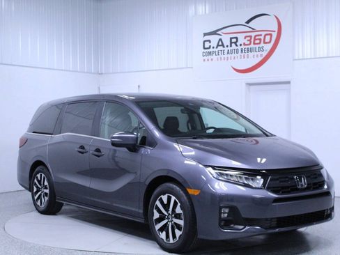 Used 2025 Honda Odyssey EX-L image 8
