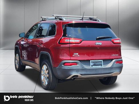 Used 2015 Jeep Cherokee Limited w/ Technology Group AWD/4WD image 27