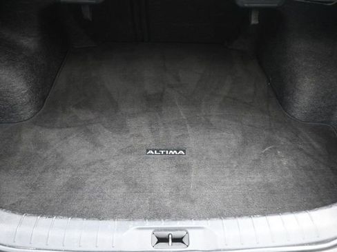 Used 2024 Nissan Altima 2.5 SR w/ SR Premium Package image 12