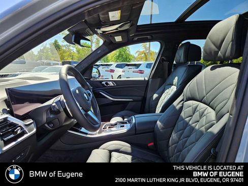 New 2026 BMW X5 xDrive40i w/ M Sport Package image 24