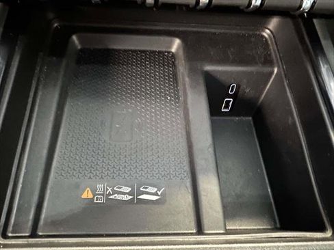 Used 2024 GMC Acadia AT4 w/ Super Cruise Package image 24