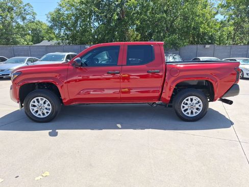 Used 2026 Toyota Tacoma SR AWD/4WD image 3