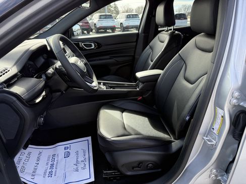 New 2026 Jeep Compass Limited AWD/4WD image 11