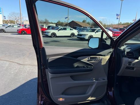 Used 2022 Honda Pilot Elite image 29