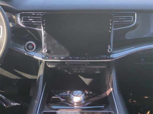 Used 2022 Jeep Wagoneer Series I w/ Premium Group I image 20