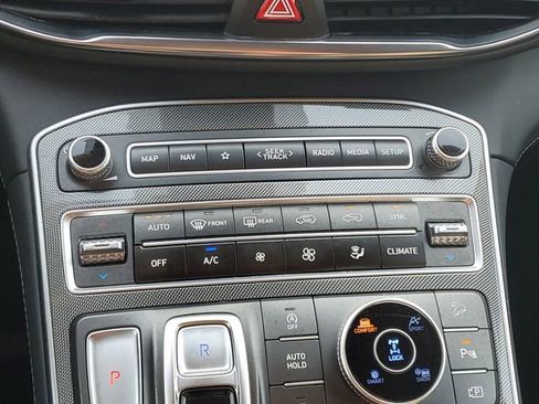 Used 2023 Hyundai Santa Fe Limited AWD/4WD image 19