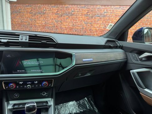 Used 2022 Audi Q3 2.0T Premium Plus image 18