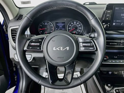 Used 2023 Kia Seltos S FWD image 14