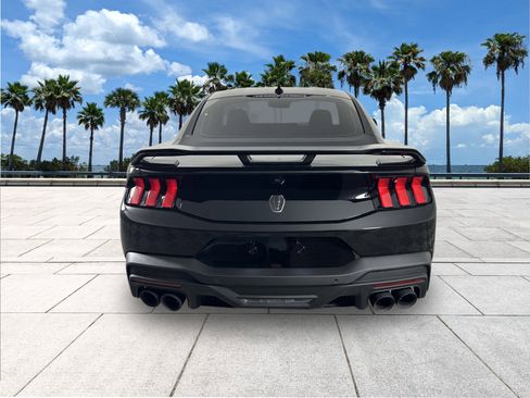 New 2025 Ford Mustang Dark Horse image 7
