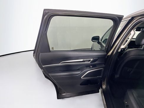 Used 2025 Kia Telluride S AWD/4WD image 27