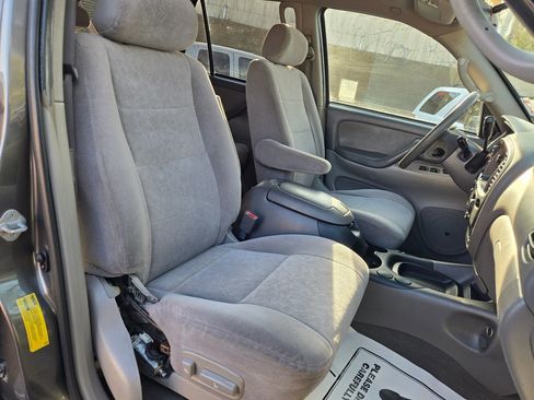 Used 2003 Toyota Sequoia SR5 image 21