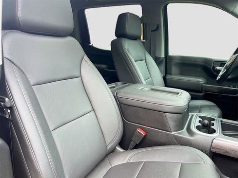 Used 2022 Chevrolet Silverado 1500 LTZ w/ LTZ Premium Package image 30