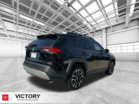Used 2021 Toyota RAV4 Adventure image 3