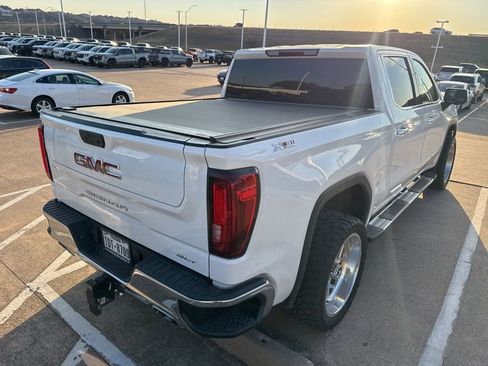 Used 2022 GMC Sierra 1500 SLT image 7