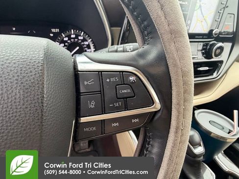 Used 2021 Toyota Highlander Limited image 20