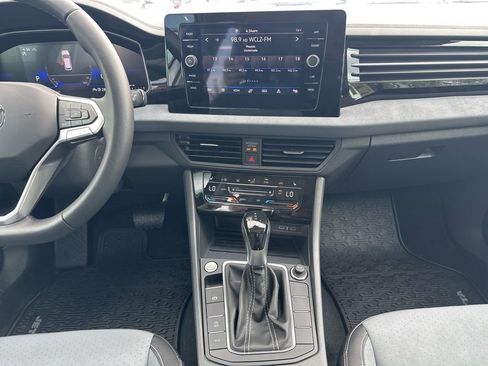 New 2025 Volkswagen Jetta SE image 16