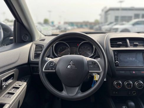 Used 2024 Mitsubishi Outlander Sport SE AWD/4WD image 18