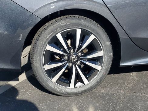 Certified 2024 Honda Civic EX image 7