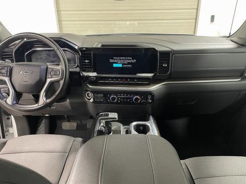 Used 2024 Chevrolet Silverado 1500 RST AWD/4WD image 13