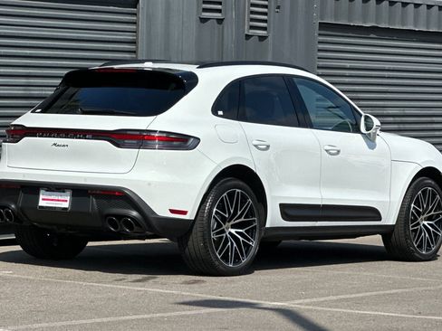 Used 2026 Porsche Macan AWD/4WD image 8